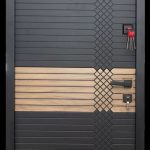Usa metalica intrare in apartament Main , clasa 4 antiefractie , izolatie fonica 42 decibeli , culoare negru exterior stejar interior , 860x2020 mm , deschidere