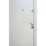Usa metalica intrare in apartament Metro , clasa 4 antiefractie , izolatie fonica 42 decibeli , culoare alb , 860x2020 mm , deschidere